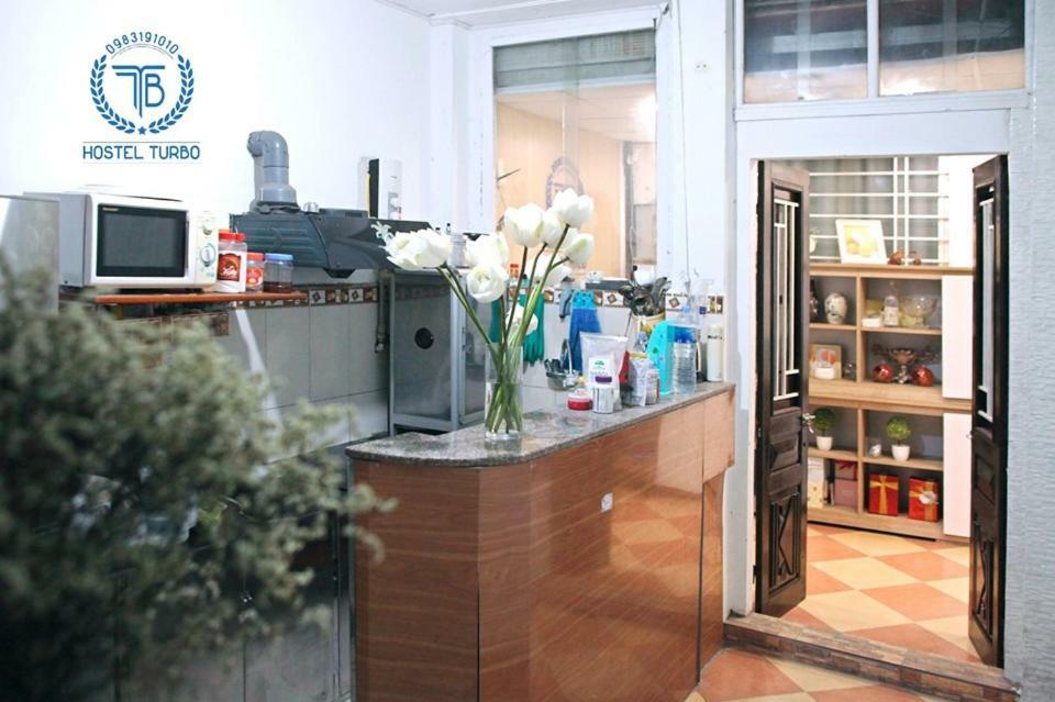 Hostel Turbo Ханой Екстериор снимка