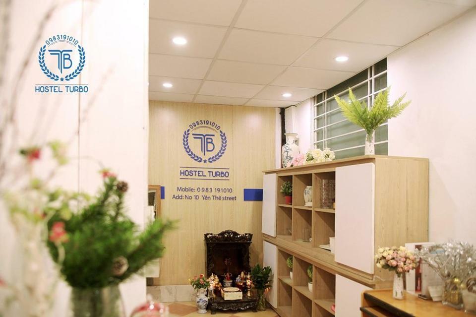 Hostel Turbo Ханой Екстериор снимка