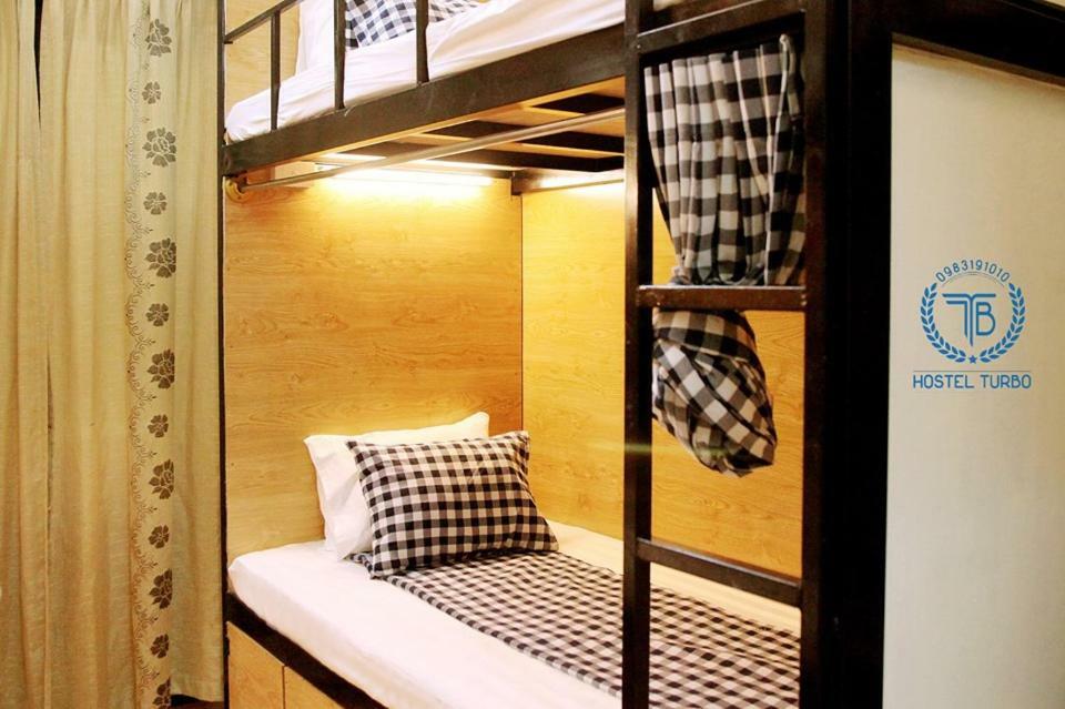 Hostel Turbo Ханой Екстериор снимка