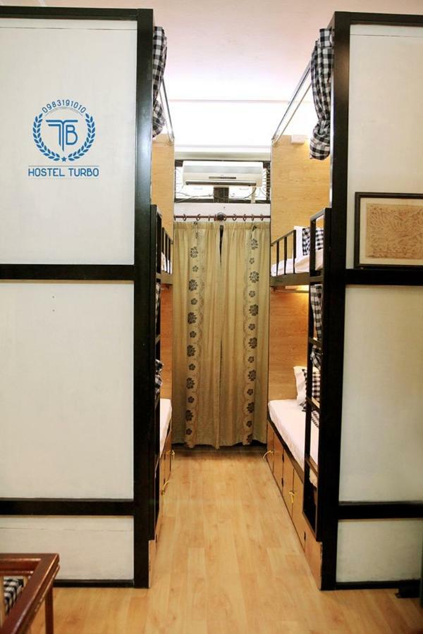 Hostel Turbo Ханой Екстериор снимка